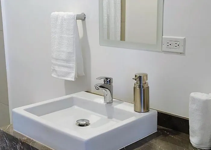 A 8 Min Del Centro Historico & A 15 Min Del Aeropuerto Apartment *
